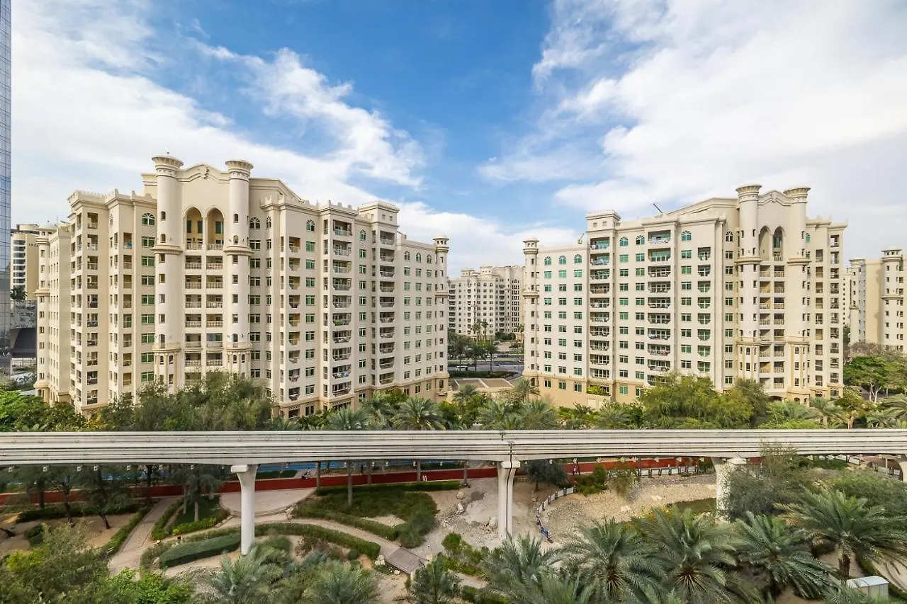 Apartment In Golden Mile With Access To Fairmont Dubai 0*,
