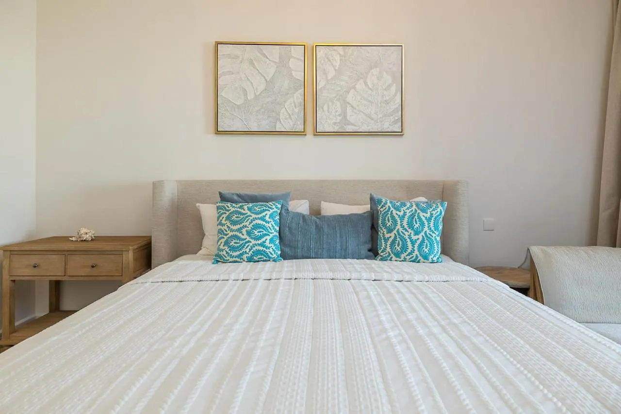 Apartment In Golden Mile With Access To Fairmont Dubai